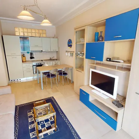 Appartement 2p Moderne En Centre-ville Proche Avec Balcon - Fr-1-196-333 *