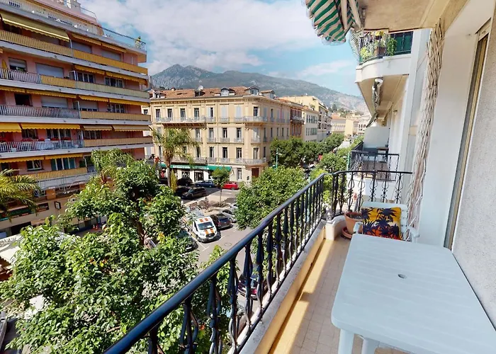 Agreable 2p Moderne En Centre-ville Proche Avec Balcon - Fr-1-196-333 Apartmán Menton