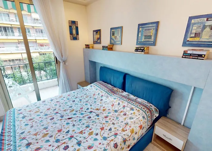 Agreable 2p Moderne En Centre-ville Proche Avec Balcon - Fr-1-196-333